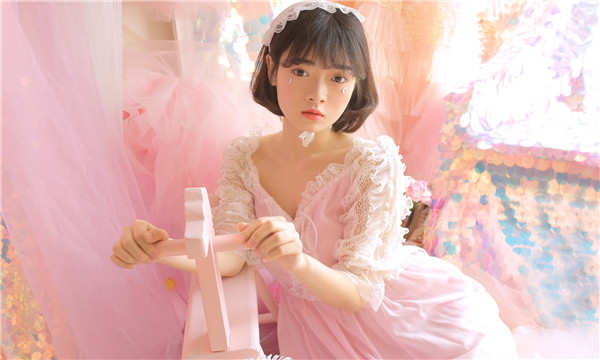 京口供卵试管代怀生子多少钱？这一直是很多不孕不育家庭关注的话题。在中国，不孕不育的发生率越来越高，根据《中国不孕不育现状调研报告》显示，育龄夫妇的不孕不育率从20年前的3%增长至现在的12.5%-18.2%，患者人数高达6000万以上。在这样的背景下，许多家庭通过供卵试管来实现自己的生育梦想。那么，供卵试管代怀生子的费用到底是多少呢？